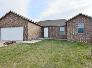2616 W Colton, Ozark, MO 65721