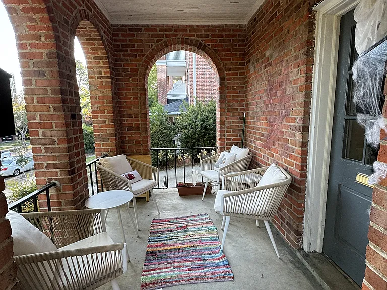 1819 Greene St #1819 — Photo 12