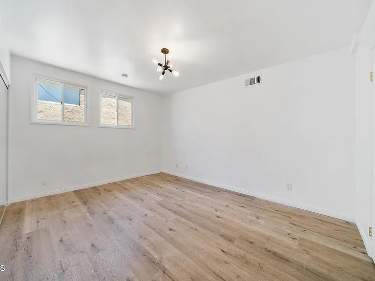 1412 Norton Ave — Photo 26