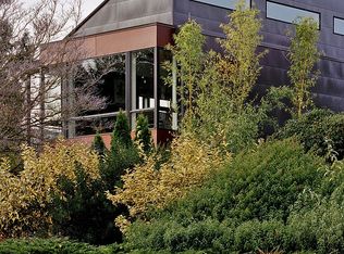 15 Hillside Rd, Sloatsburg, NY 10974