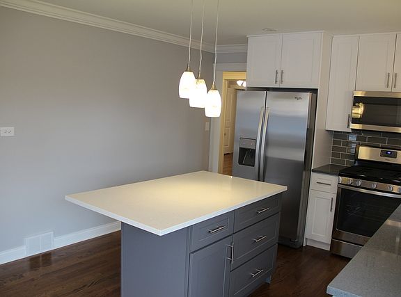 2nd image of 4534 N McVicker Ave