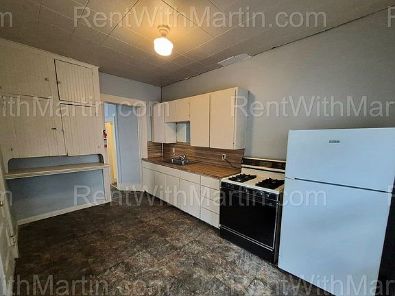5th image of 910 Mulberry St #1