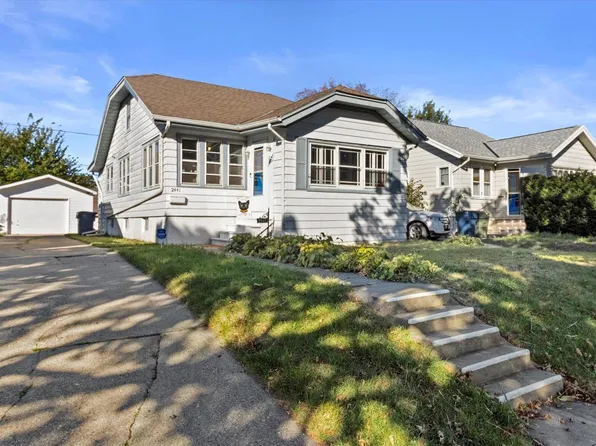 2441 North 58th STREET, Milwaukee, WI 53210