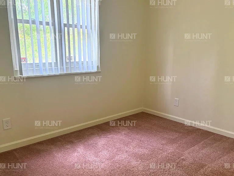 12 Gaston Pl — Photo 7