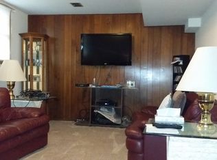 2908 190th St, Lansing, IL 60438