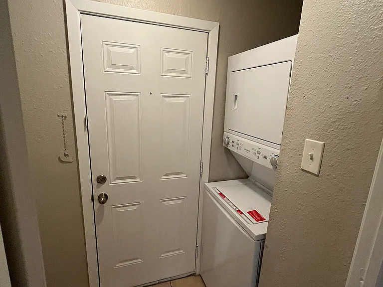 10 Merrie Cir — Photo 24