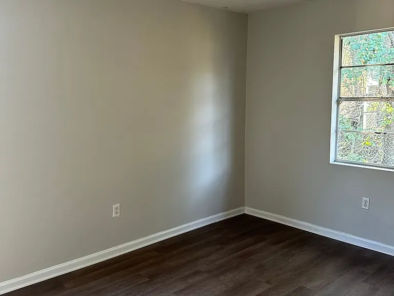 168 Cherokee Cir — Photo 10