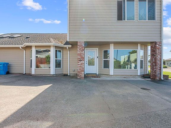 2nd image of 1151 S Pebble Beach Dr