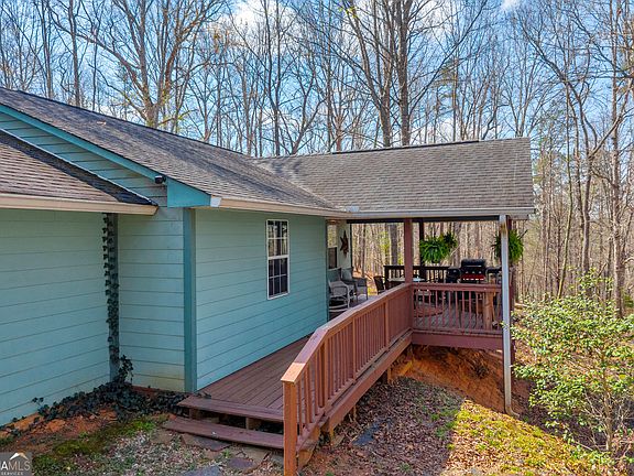 5th image of 234 Old River Rd