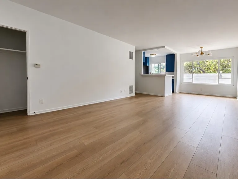 11360 Ovada Pl #8 — Photo 4