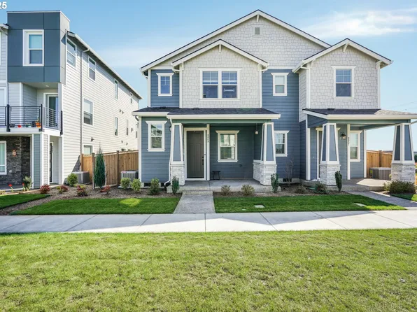 8069 SE Orion Ln, Hillsboro, OR 97123