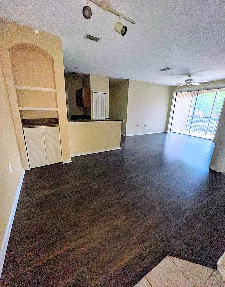 6141 Metrowest Blvd #106 — Photo 7