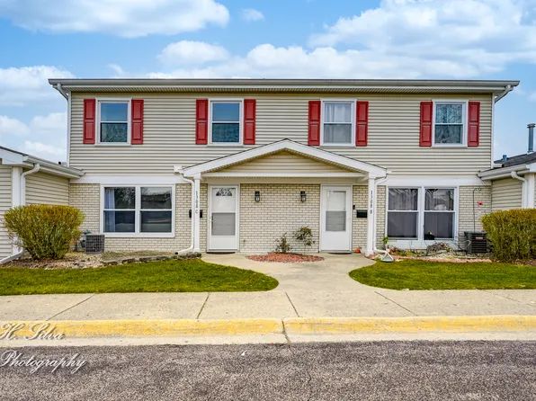 1308 Kingsbury Dr Unit C, Hanover Park, IL 60133