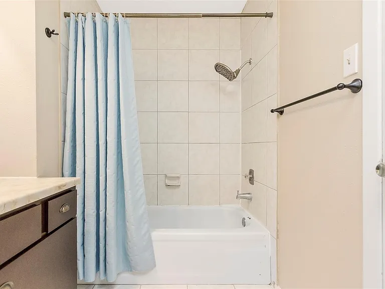 6903 Foxmont Ln — Photo 25
