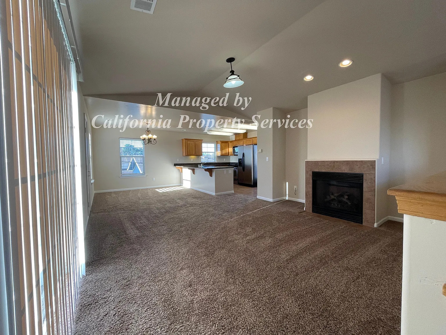 3 bed, 2.5 bath, 1502 sqft, $2,900 — Photo 4