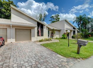 6991 Quince Ln, Lake Worth, FL 33467