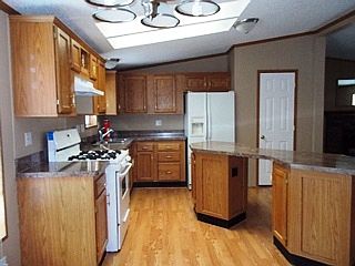 4th image of 32665 Cary Ln N