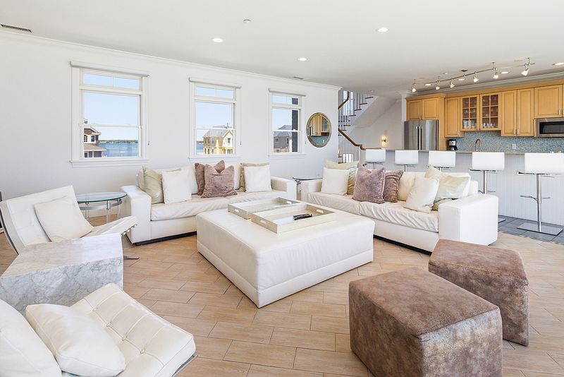 687 Dune Rd, Westhampton Beach, NY 11978 | Out East