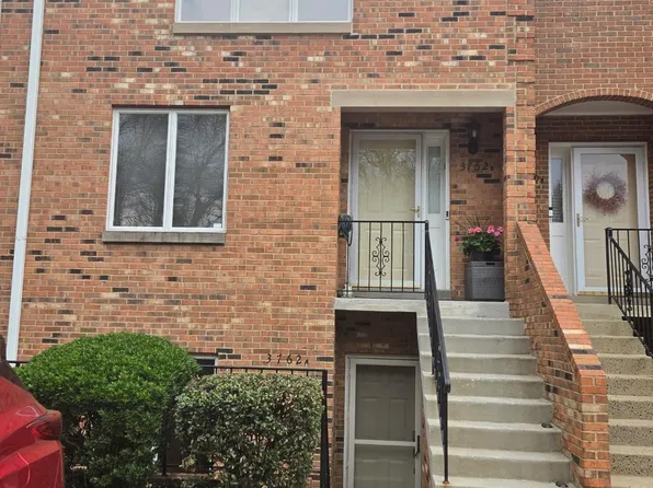 3762 Madison Ln #3762B, Falls Church, VA 22041
