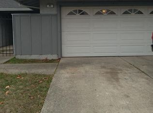 83 Del Vista Cir, Sacramento, CA 95823