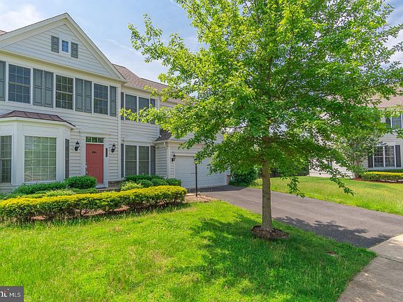 5th image of 9001 Fletcher Farm Ct