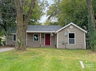1616 W Florida St, Springfield, MO 65803
