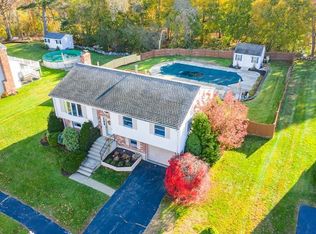 44 Diane Rd, Peabody, MA 01960