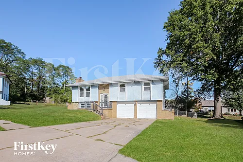 804 NE 74th St Photo 1