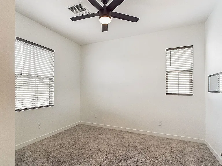 1133 N Jay Pl — Photo 27