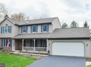 109 E 6th St, Lititz, PA 17543