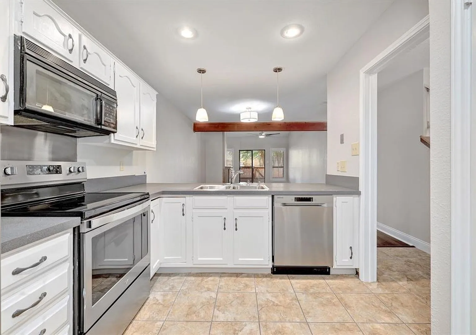 7211 Lakewood Dr #G124, Austin, Texas 78750 — Photo 4