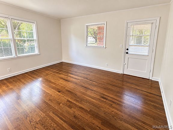 2nd image of 158 Eton Rd