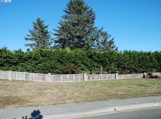 833 Chetco Point Ter, Brookings, OR 97415