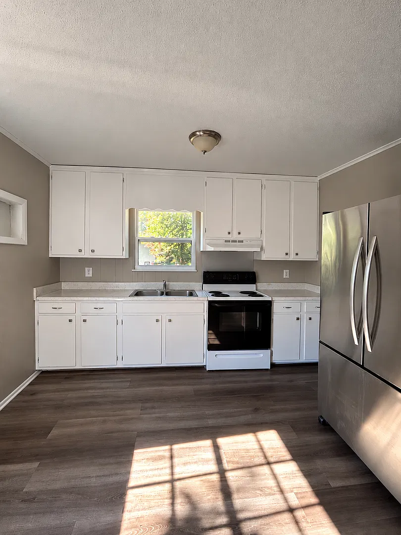 Three Bedroom Home in Chattanooga TN — Photo 3