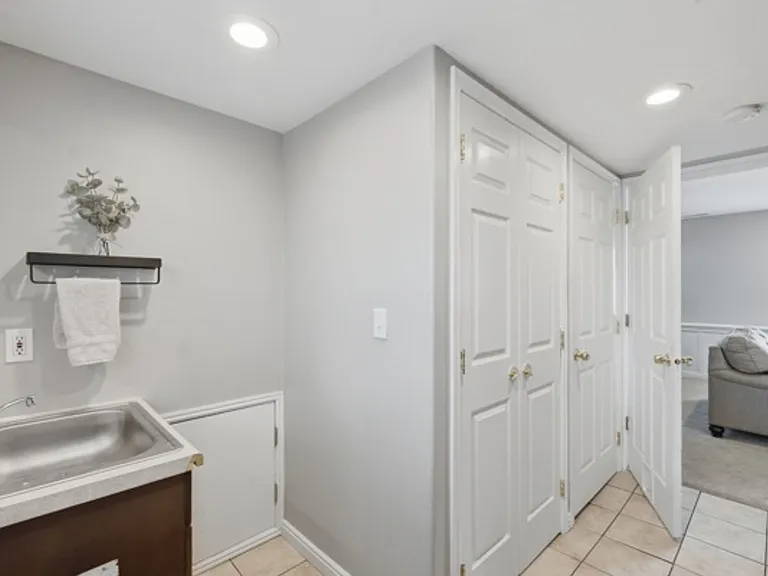853 S 740th St W — Photo 15