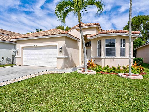 5th image of 9583 Verona Lakes Boulevard
