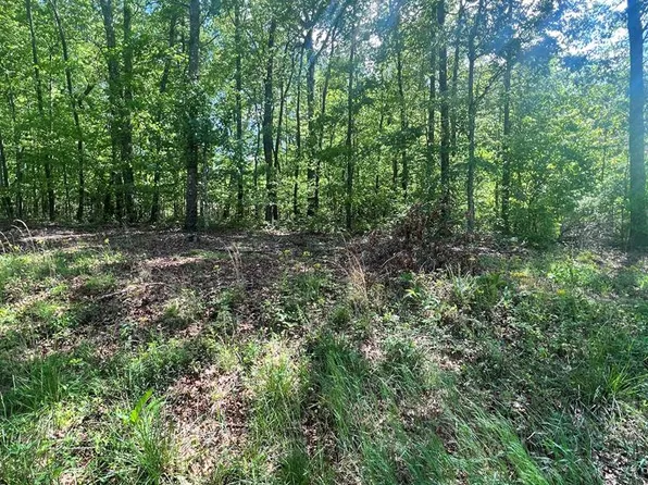 5270 Cheyenne Dr, Crossville, TN 38572