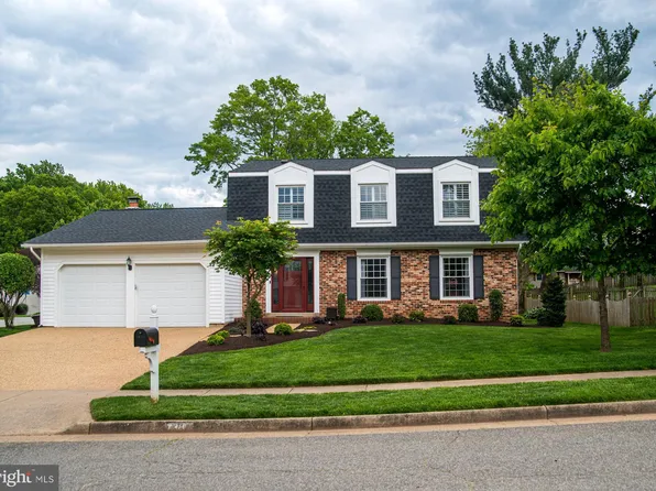 7301 Mizzen Pl, Burke, VA 22015