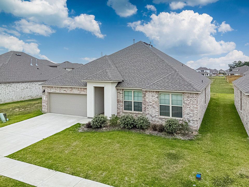 104 Rue Chateau Royal Dr, Youngsville, LA 70592 Zillow
