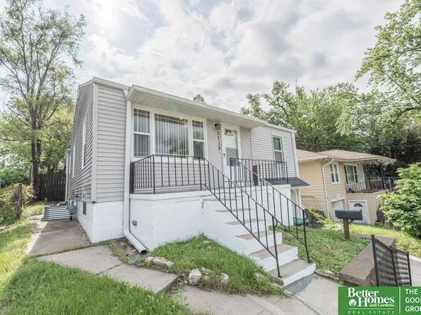 3719 N 54th St, Omaha, NE 68104