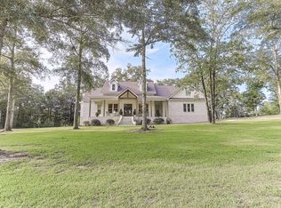 671 Ridge Dr, Headland, AL 36345