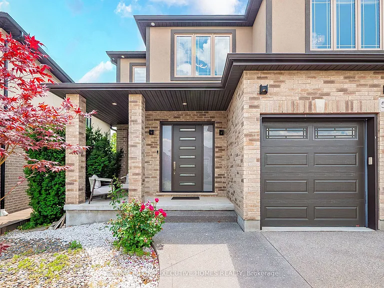 56 Valleyscape Dr — Photo 2