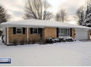 620 E Idlewild Ct, Green Bay, WI 54303