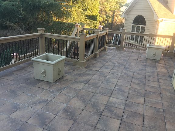 4th image of 1009 Pathview Ct