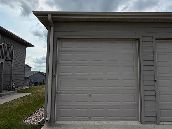 269 242nd Ave, Arnolds Park, IA 51331