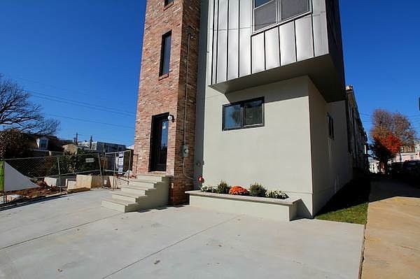 Brand New Construction (Built on Oct. 2013))