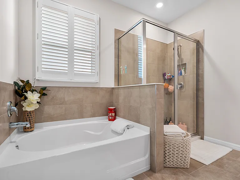2516 Osprey Peak Way — Photo 13