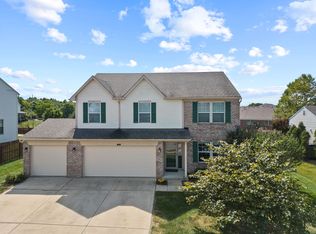 248 Pineview Dr, Mooresville, IN