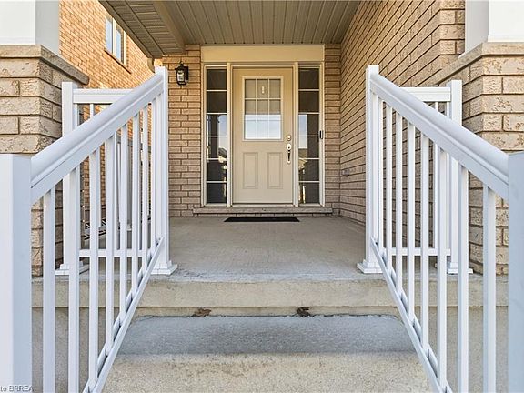4th image of 13 Crawford Pl
