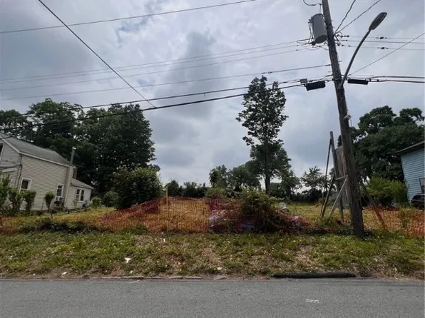 209 Prospect Ave, White Plains, NY 10607